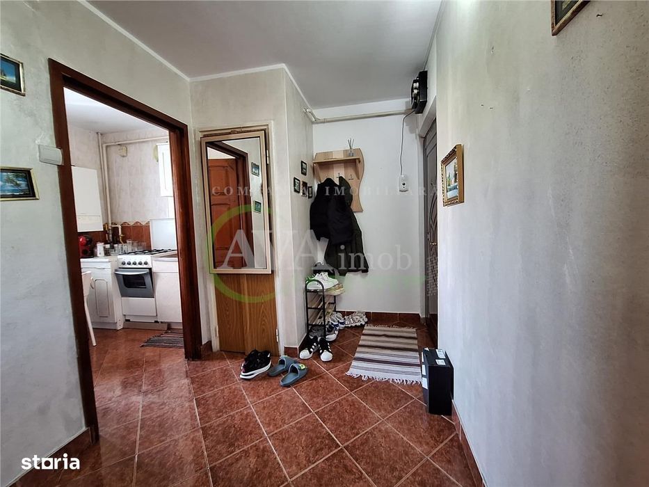 Apartament 3 camere semidecomandate etaj 3,Banca Nationala