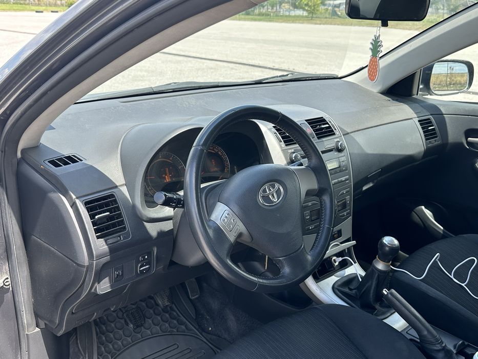 Продава се Toyota Corolla 1.4 D-4D 90к.с