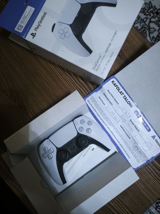 оригинал PS5 джостик сотилади янги