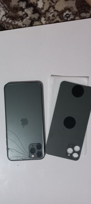 Продам айфон 11 про макс