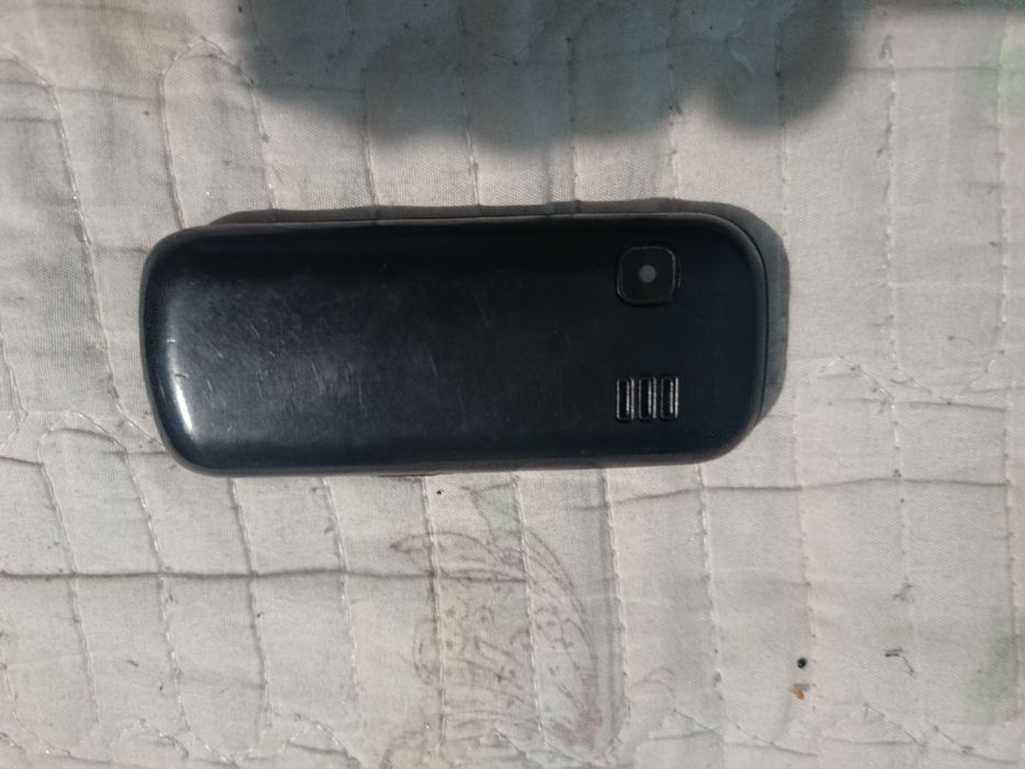 Telefon sotiladi 1280