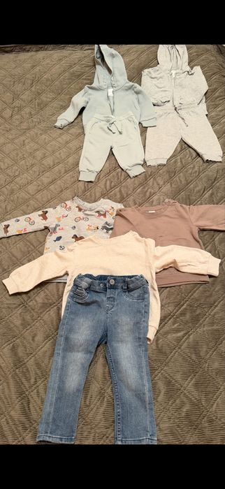 Hainute H&M marimea 80 - 1 an , stare impecabila + cadou caciula H&M