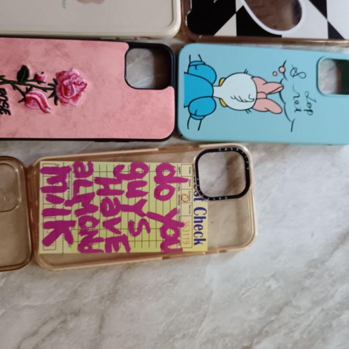 Продам чехлы на тел. Айфон