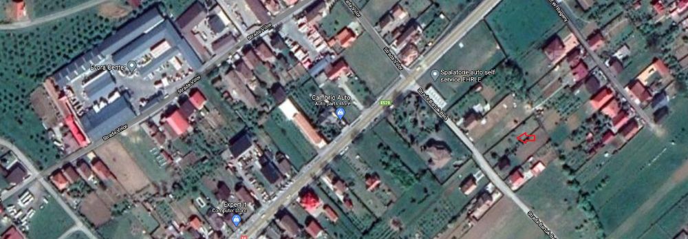 Vand teren intravilan 10 ari in Reghin