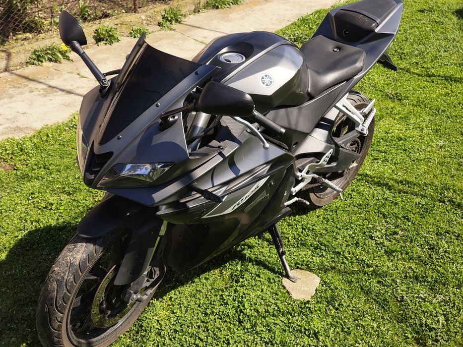 Yamaha YZF r125 2016