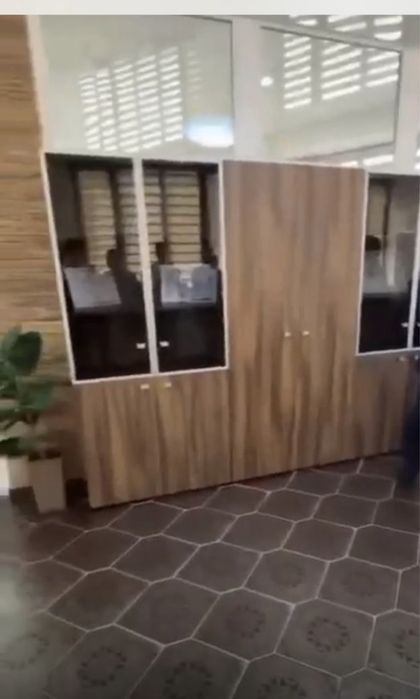 Срочно продам офисную мебель