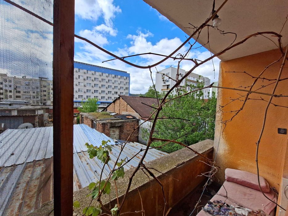 Продава се Тристаен апартамент в Панагюрище - 120 кв.м за 600 €/кв.м - Снимка #11