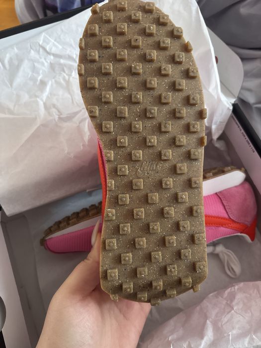 Чисто нови Nike обувки