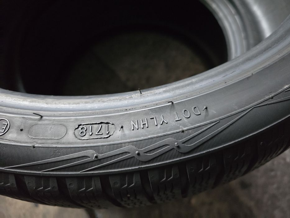 Nokian 245/35 R19 93W MS iarnă