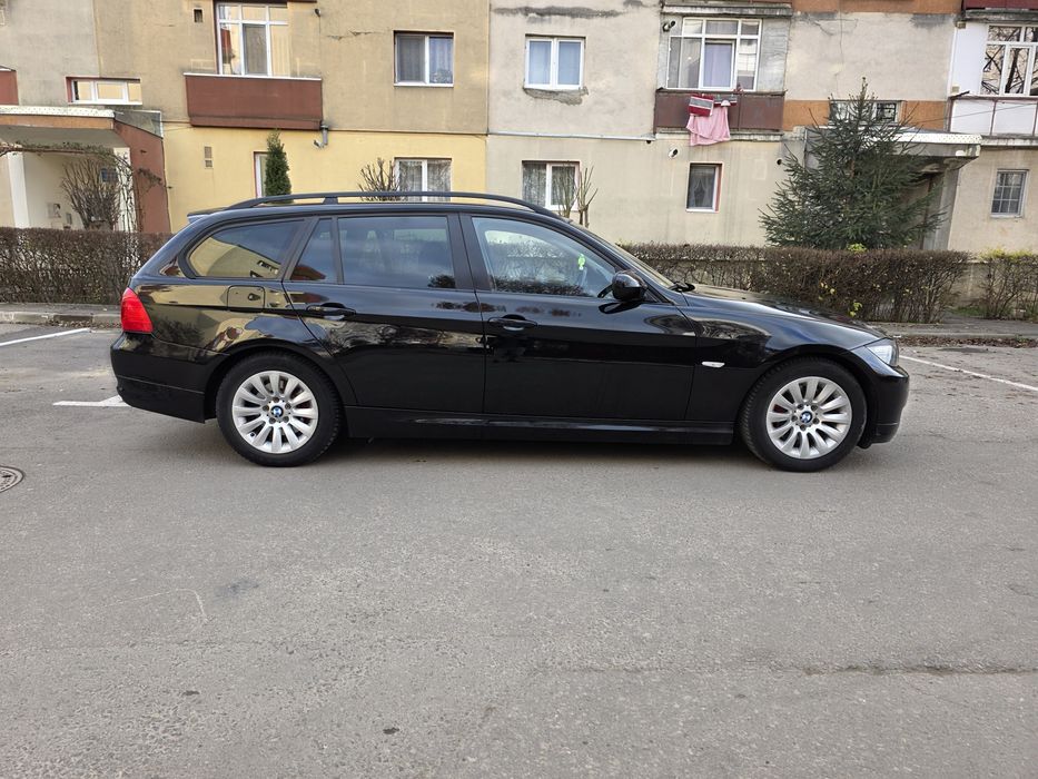 Vând BMW E91  N47