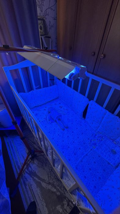 Продам фотолампу от желтушки