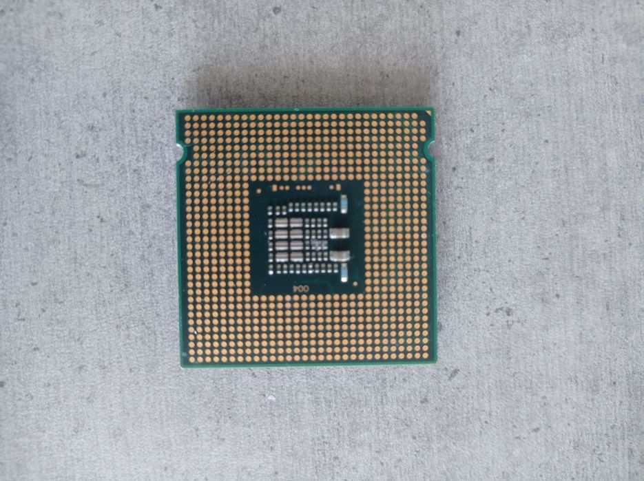 Продам процесор intel pentium e5300