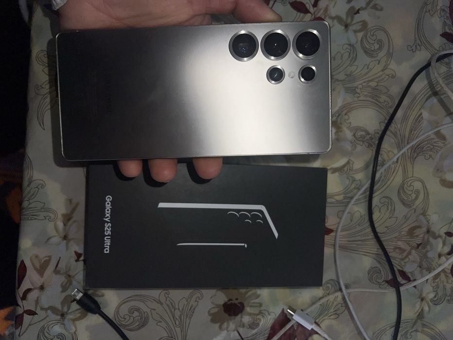 S25 ULTRA Holati yangidek