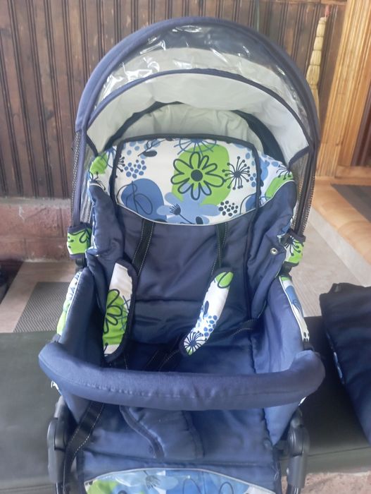 Детская коляска три модификации на одном шасси