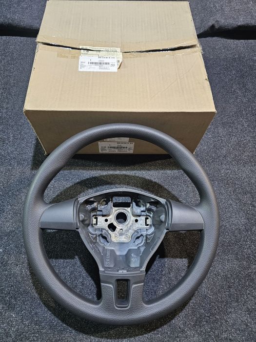 Volan Volkswagen Amarok 2H 2010 -> 2022 nou original