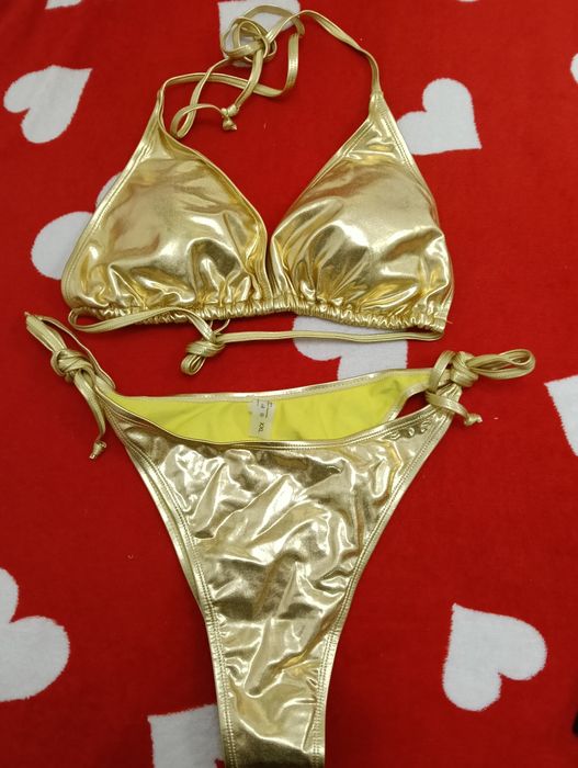 Costume de baie din 2 piese, 75 de lei bucata!