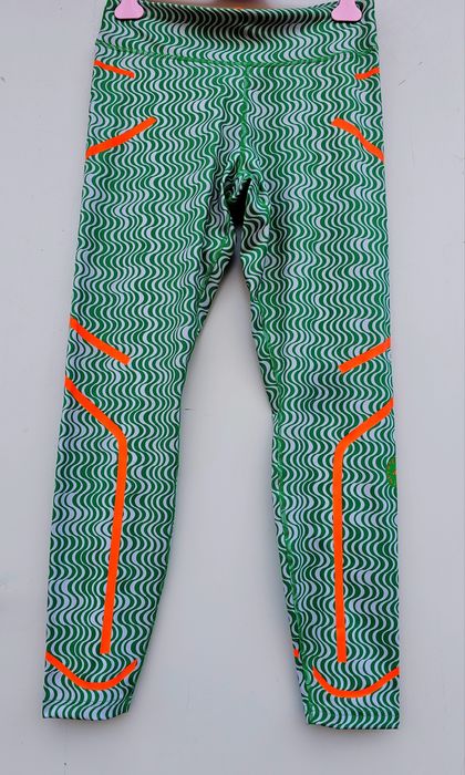 Adidas Stella McCartney оригинален дамски клин нов Л размер