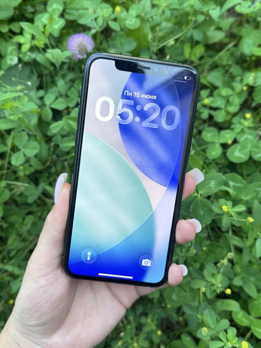 Телефон iPhone 11 pro