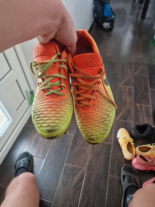 Ghetele de fotbal ale lui Lois Munteanu  Nike mecurial elit marimea 40