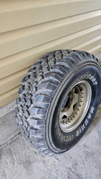 Maxxis Mudder Buckshot 33X12.50R15