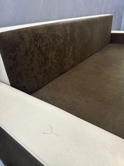 Разтегателен диван