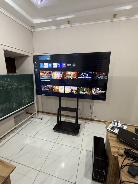 Телевизор Samsung 215 см диагональ