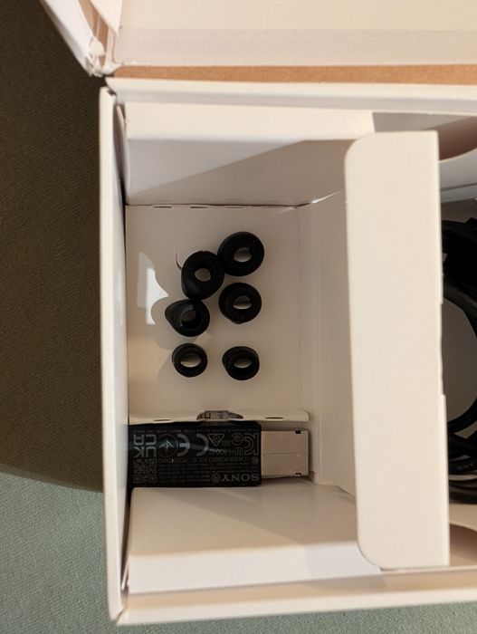 Vând căști Sony Pulse Explore pentru PS5