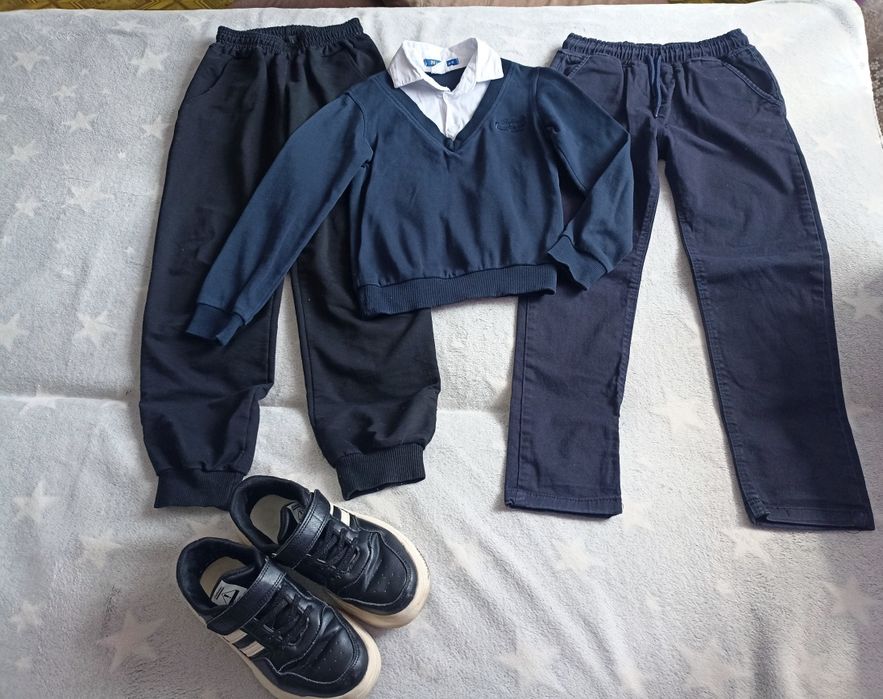 Продам на 7-8 л все за 3500