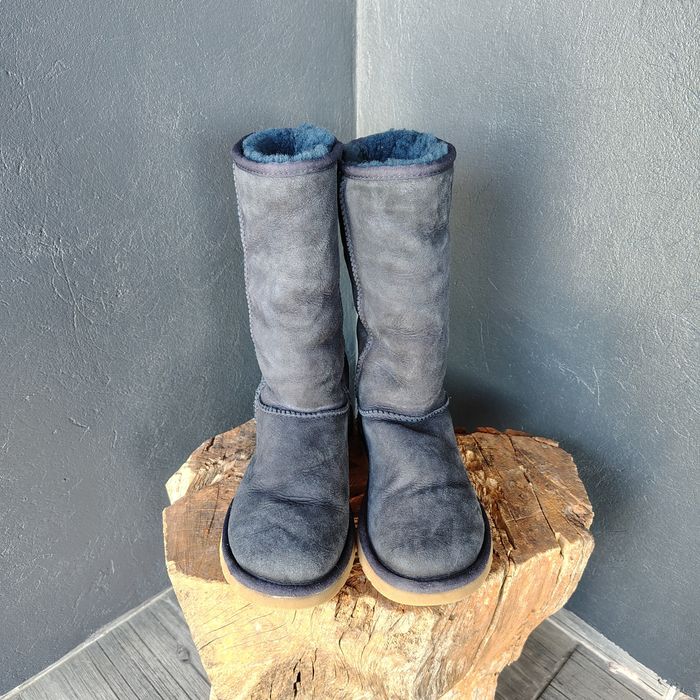 UGG Australia Clasic, cizme damă piele și îmblănite la interior