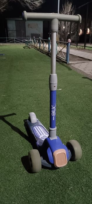 Продам самокат крепкий