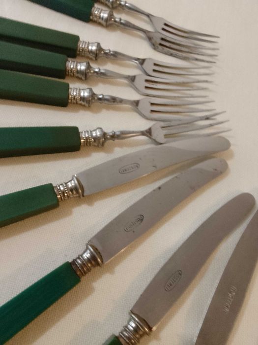 прибори за хранене ростфери