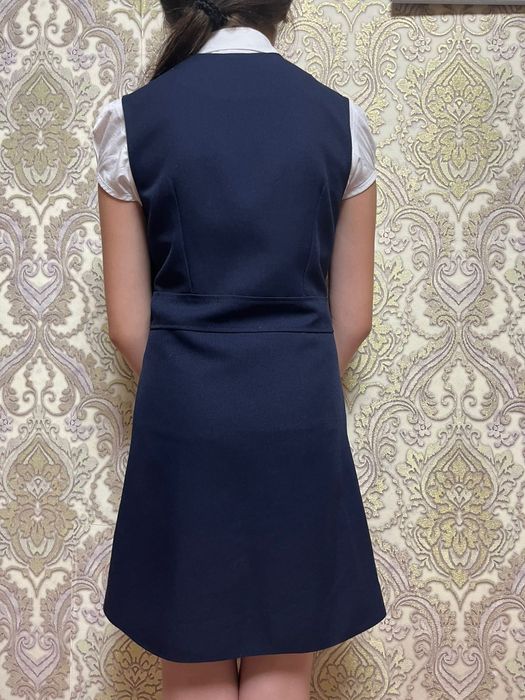 Продам школьную форму сарафан для девочек