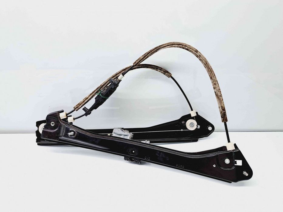 Macara electrica geam dreapta fata Volkswagen Jetta 4 (162,163) [Fabr
