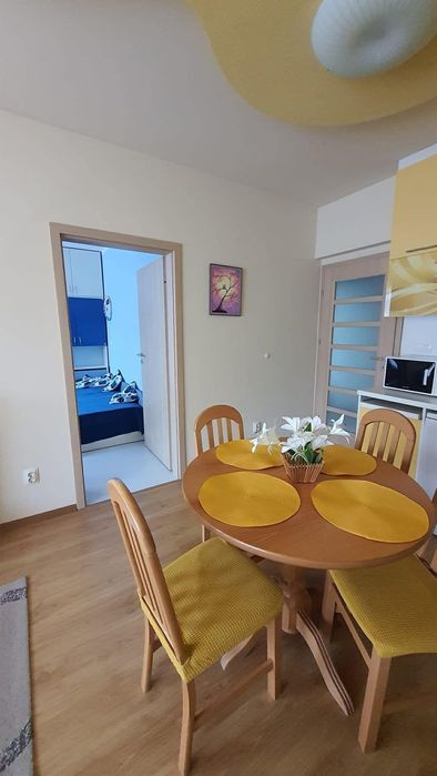 Тристаен апартамент под наем в ж.к. Лозенец, 2218854