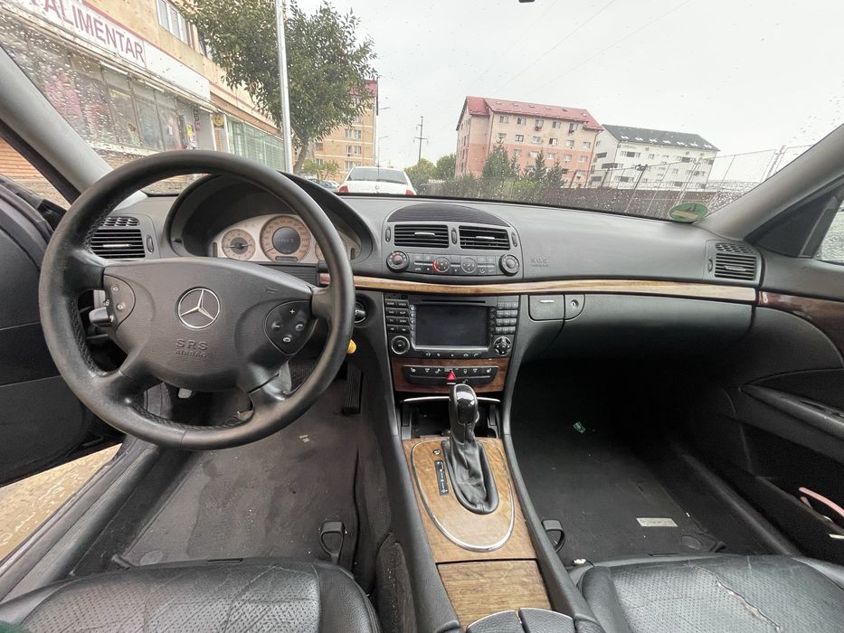 Mercedes benz w211 2.2 cdi e220 w 211 200 e clasa