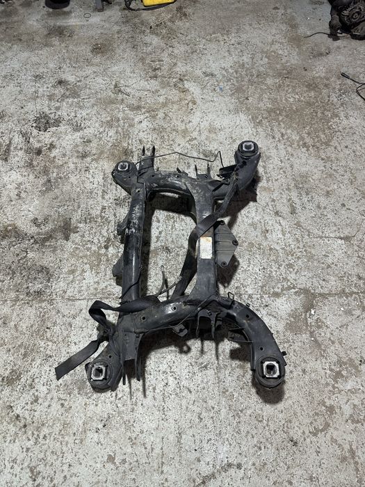 Задняя балка bmw x5 e70 x6 e71