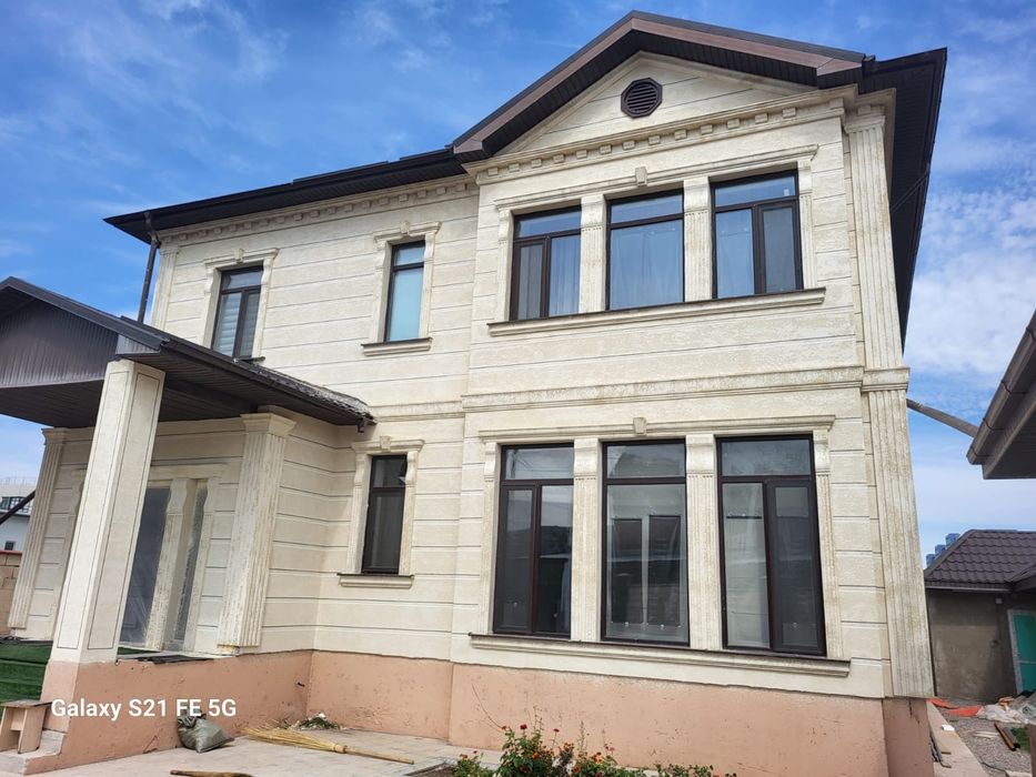 Фасад житкий травертин