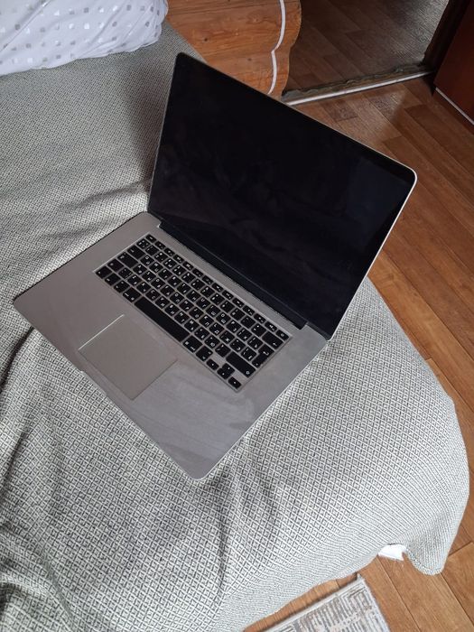 Продается macbook pro
