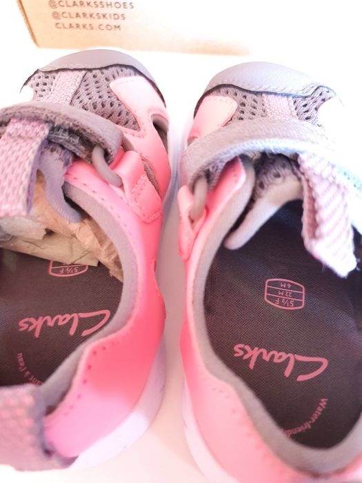 Кларкс/ clarcks НОВИ ОБУВКИ р.22