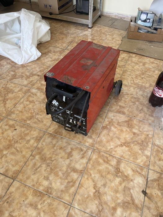 Заваръчен апарат Einhell MIG 140 (телоподаващо)