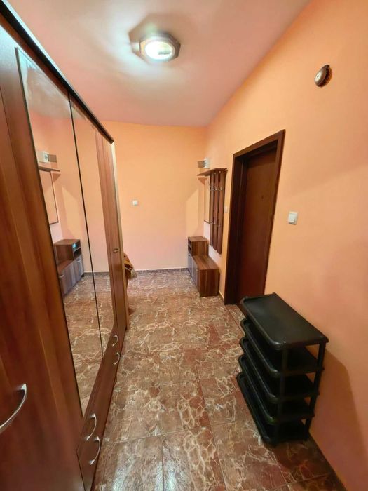 Дава се под наем Едностаен апартамент в Перник, Изток - 45 кв.м за 306 € - Снимка #8