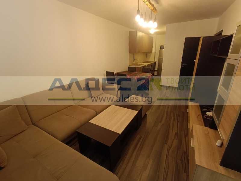 Дава се под наем Двустаен апартамент в София, Център - 68 кв.м за 650 € - Снимка #2