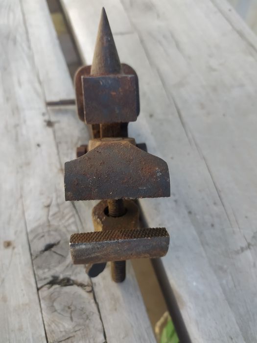 Тисочки маленькие