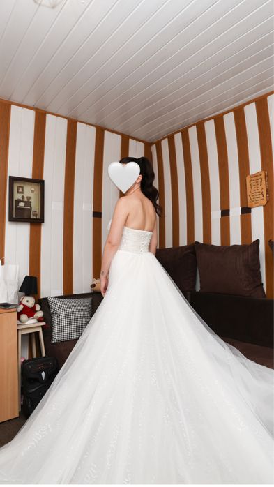 Rochie mireasa Aryanna Karen/trena detasabila eleganta