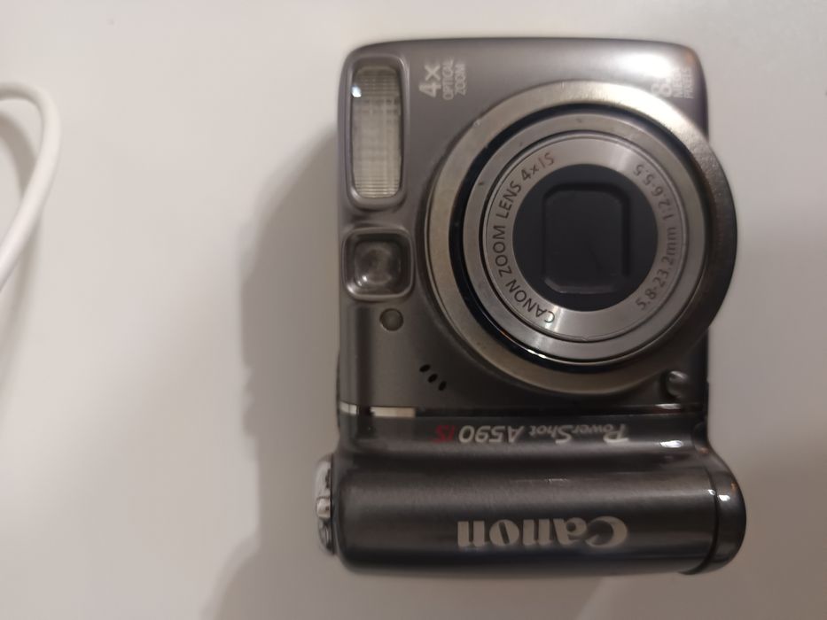 Nikon s3700 si Canon powershot A590IS