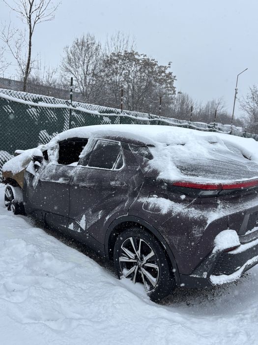 Toyota CHR 2024 hybrid на части!
