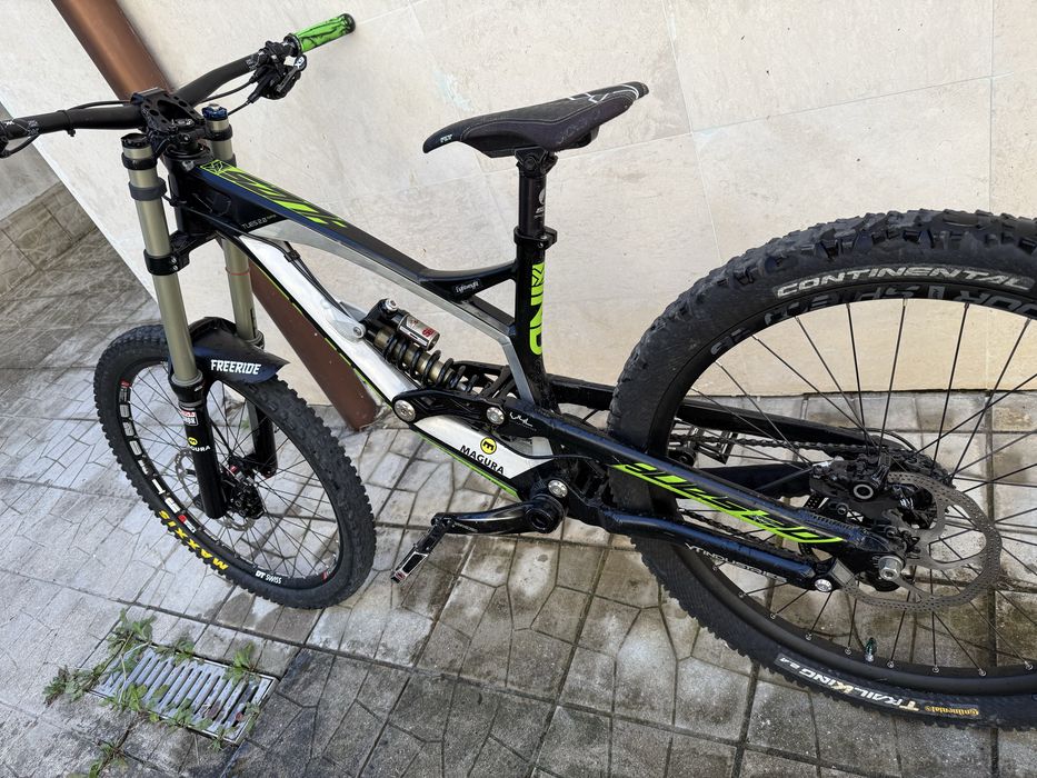 YT Industries Tues 2.0 Comp