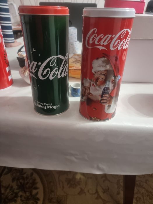 Кутии Кока- кола