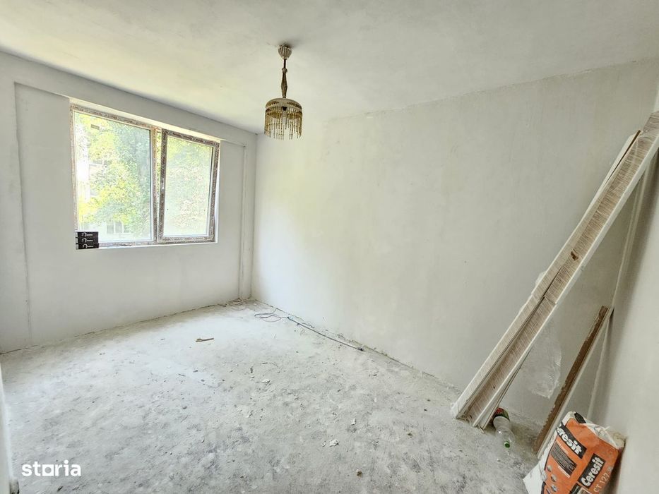 Oportunitate rară, apartament 3 camere, etaj 1, Micro 17, Pret 68000 E — fotografia 3