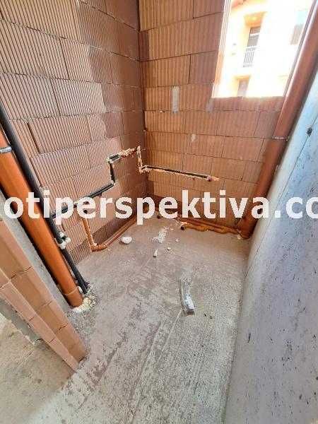 Продава се Тристаен апартамент в Пловдив, Кючук Париж - 85 кв.м за 1106 €/кв.м - Снимка #4